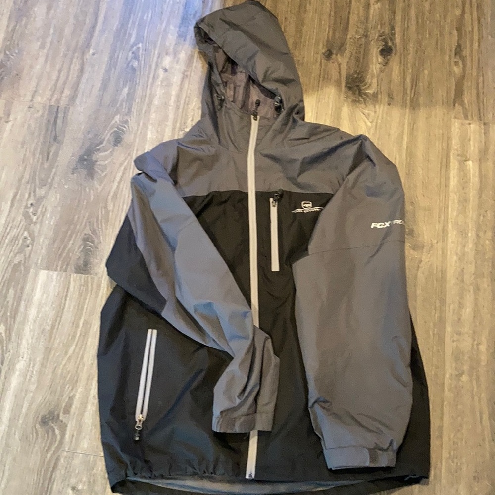 Light hooded jacket